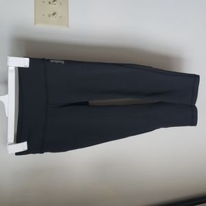 Reebok speedwick capris leggings